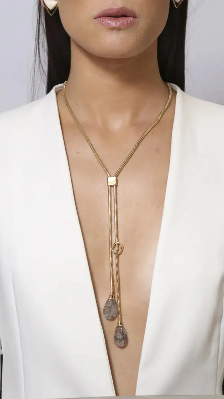 Colar Axel - Porcelana — Ouro 18K | Aimer Joias | semijoia feminina pedra natural
