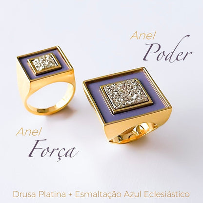 Anel Força - Drusa Platina e esmaltação azul eclesiástico Semijoias de luxo e design exclusivo