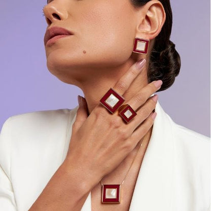 Anel Força - Madrepérola e esmaltação marsala Semijoias de luxo e design exclusivo