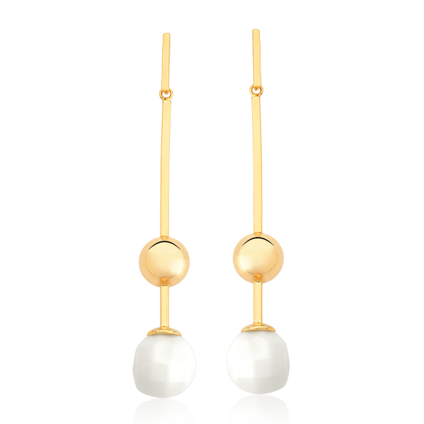 Brinco Fascínio com Porcelana em banho ouro 18k | Brinco feminino atemporal Aimer Joias