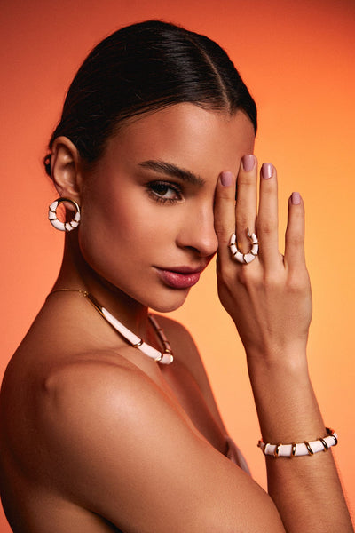 Choker Macramê - Esmaltação Branca — ângulo 3