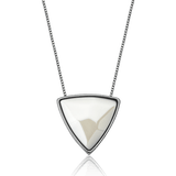Colar Triângulo - Porcelana Branca — Ródio Negro | Aimer Joias | semijoia feminina pedra natural